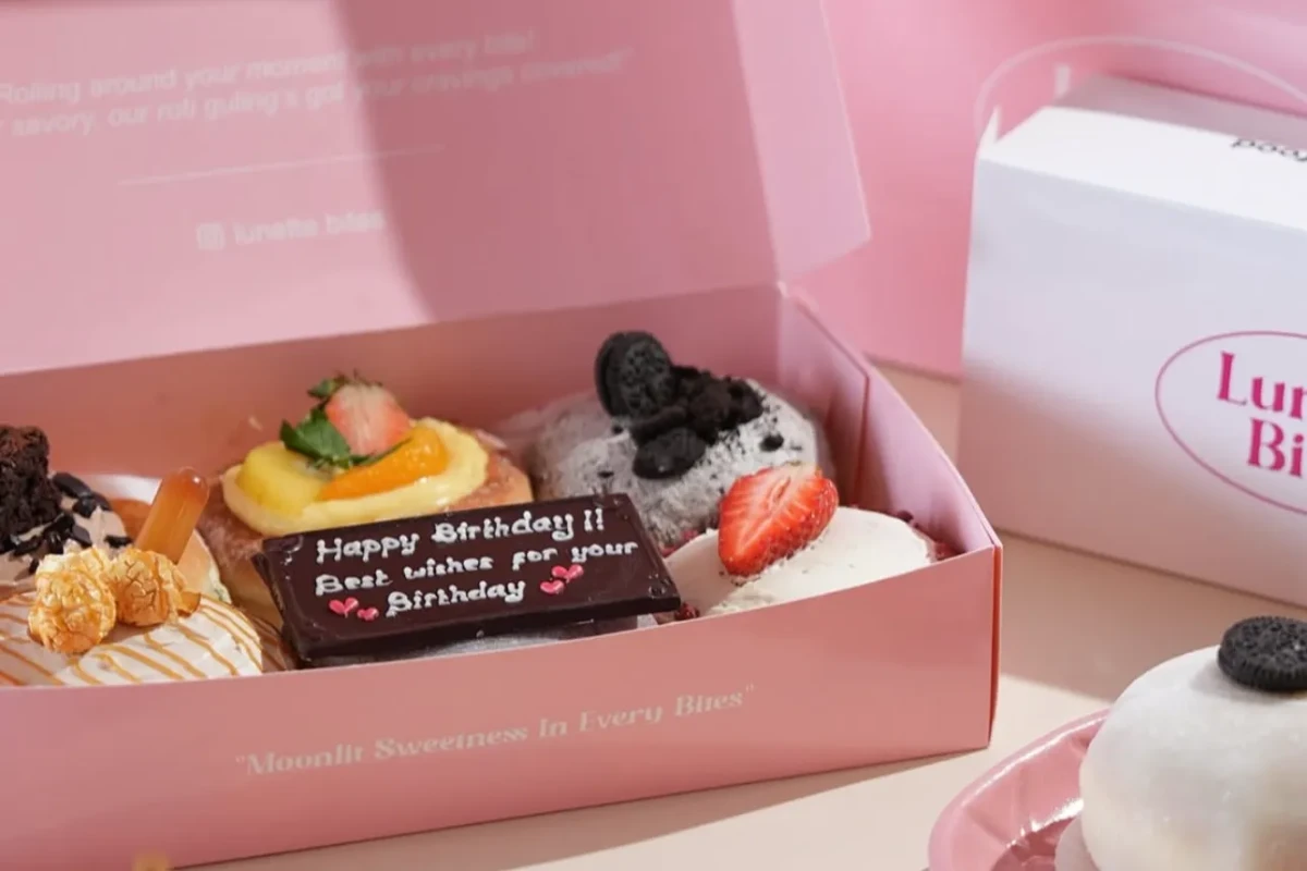 One bite can make your day sweeter! πͺβ¨