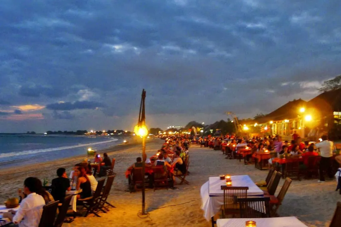 pantai Jimbaran beach
