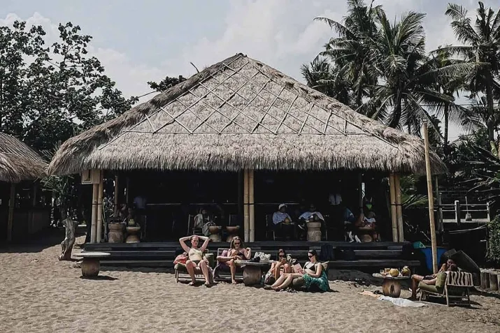 Time Beach Warung