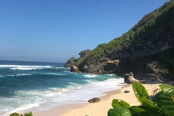 Pantai Nyang Nyang