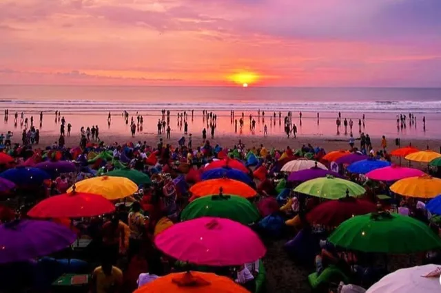 seminyak beach